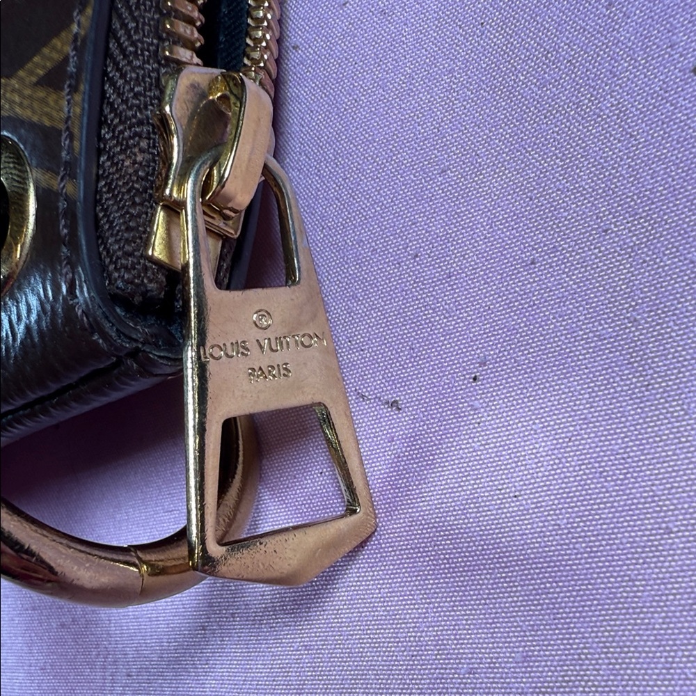 Louis Vuitton Odeon Monogram Brown and Black Shoulder Bag - Picture 7 of 16